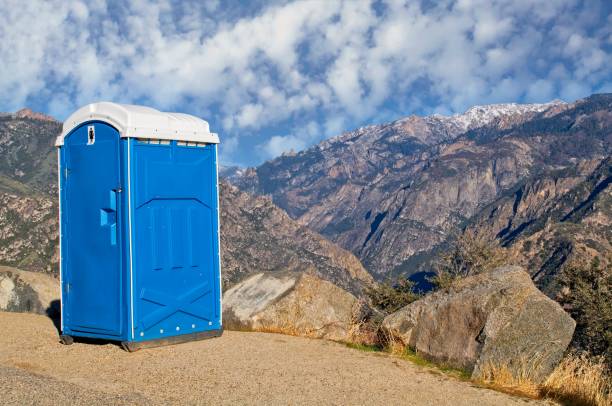 Best Portable toilet rental cost  in Quinebaug, CT