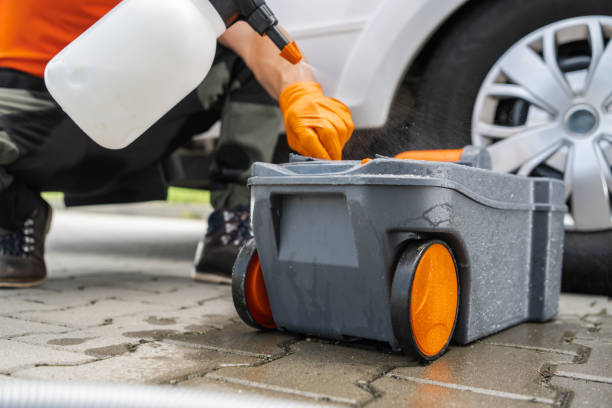 Best Portable toilet rental cost  in Quinebaug, CT